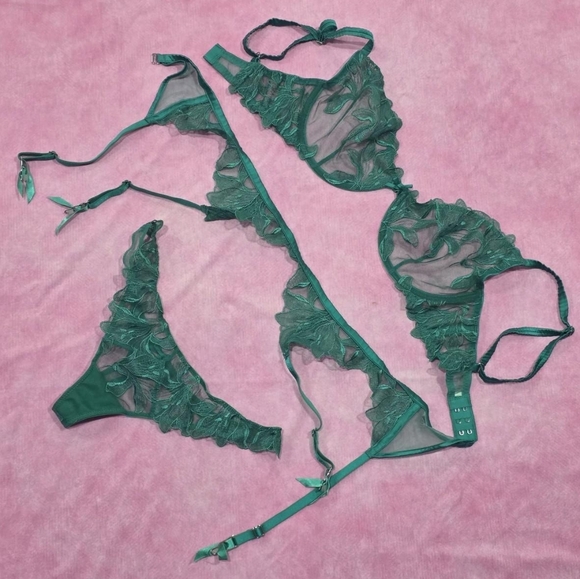 Fleur du Mal Other - Fleur du Mal Lingerie 3 Piece Set - Emerald Green